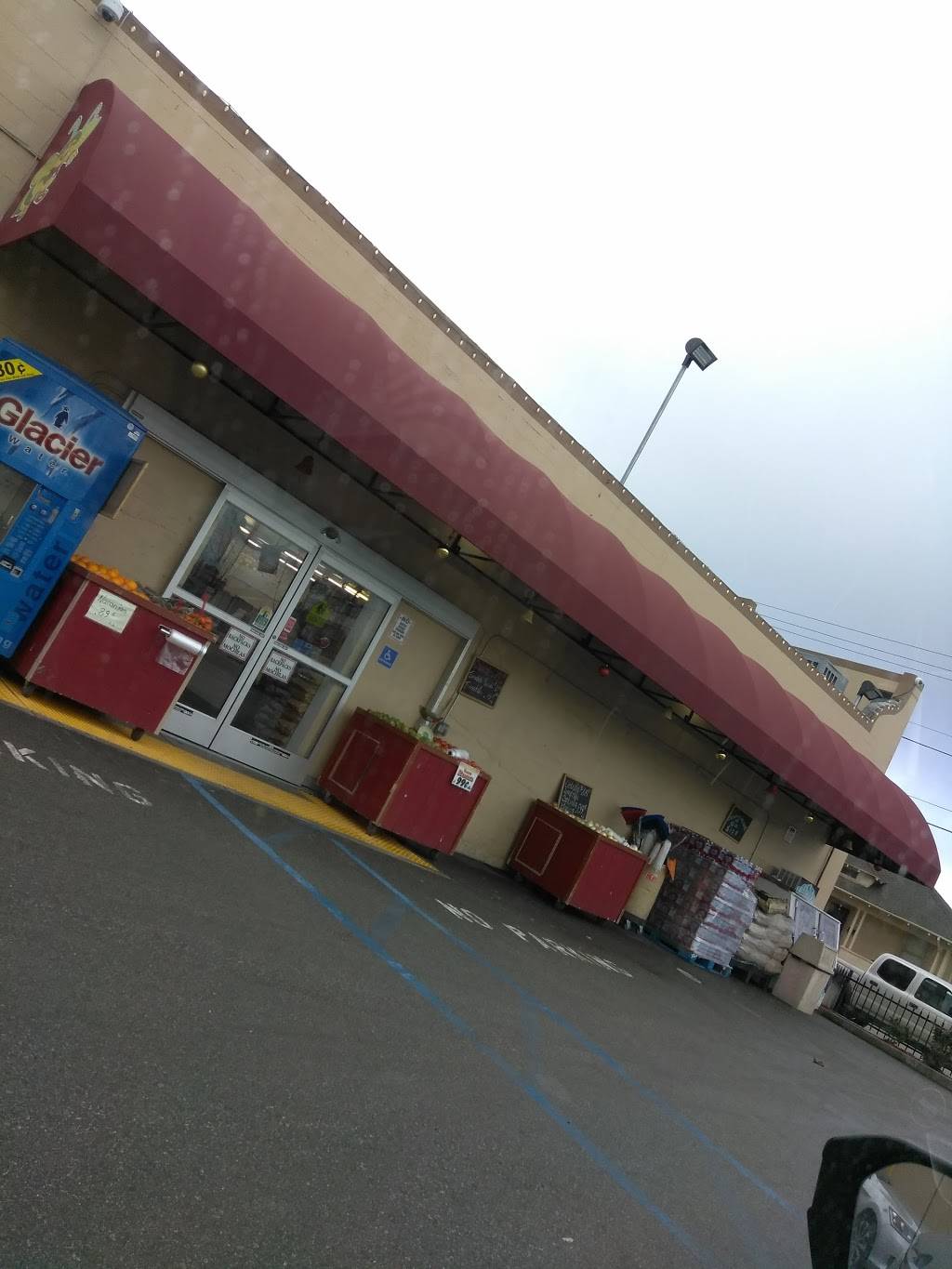 DLa Colmena Market & Catering | restaurant | 129 W Lake Ave, Watsonville, CA 95076, USA | 8317244544 OR +1 831-724-4544