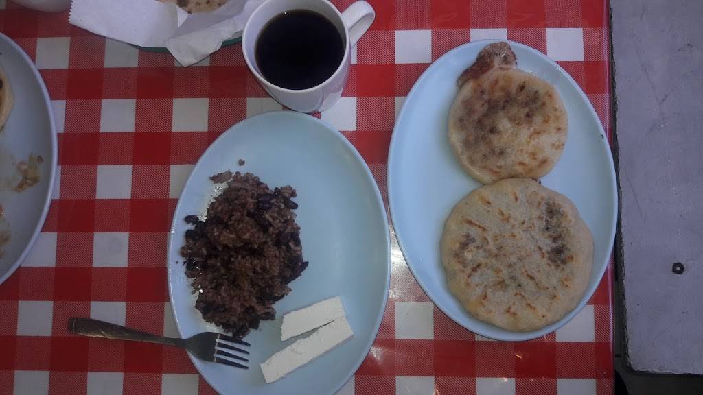 El Guanaquito | restaurant | 7231 S Western Ave, Los Angeles, CA 90047, USA | 3237503884 OR +1 323-750-3884