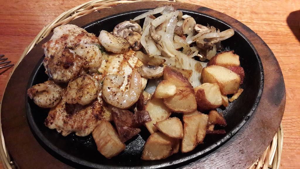 Applebees Grill + Bar | restaurant | 12 Orange Plaza Ln, Middletown, NY 10940, USA | 8453422201 OR +1 845-342-2201