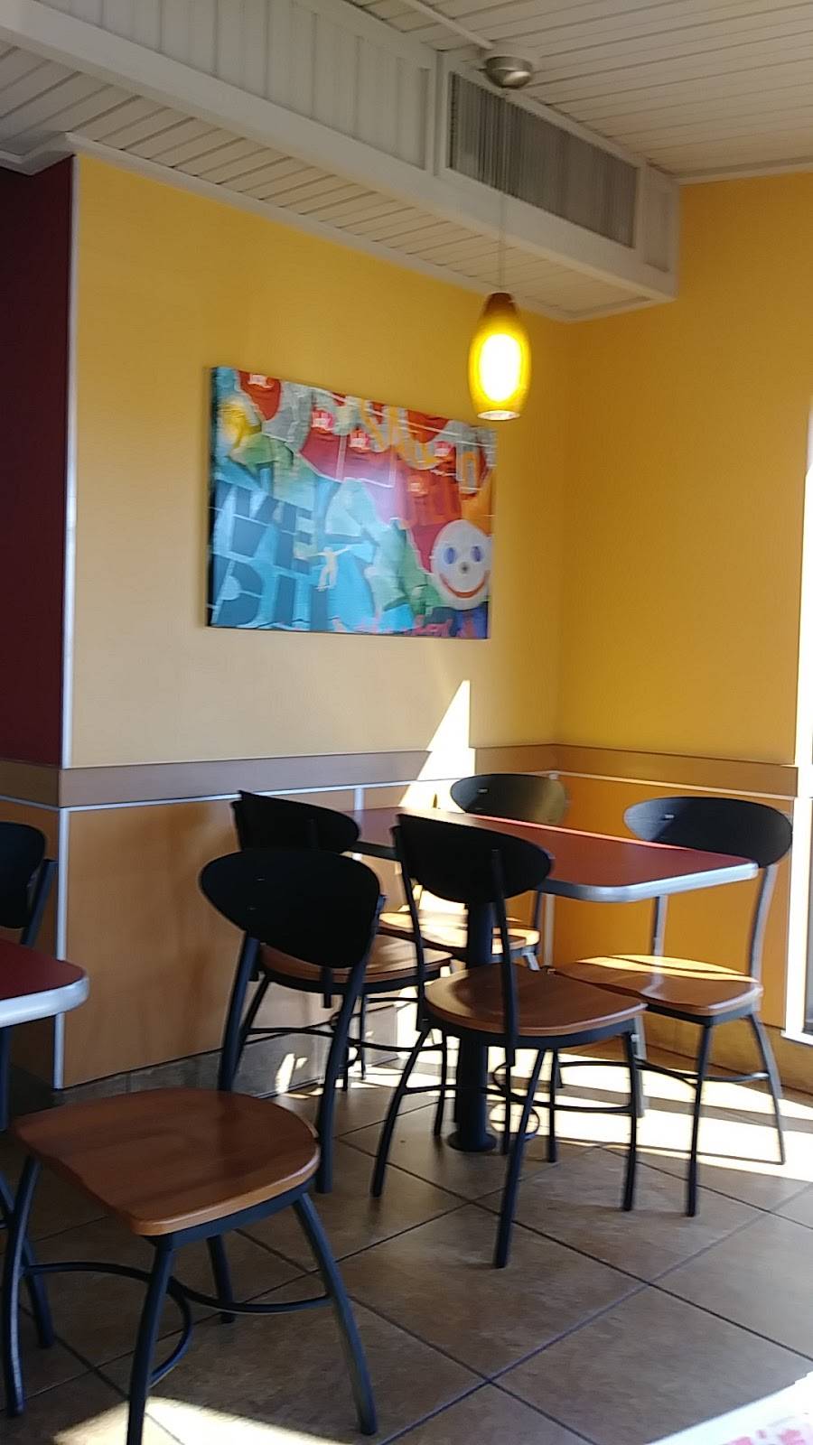 Jack in the Box | restaurant | 4626 Fredericksburg Rd, San Antonio, TX 78201, USA | 2107348945 OR +1 210-734-8945