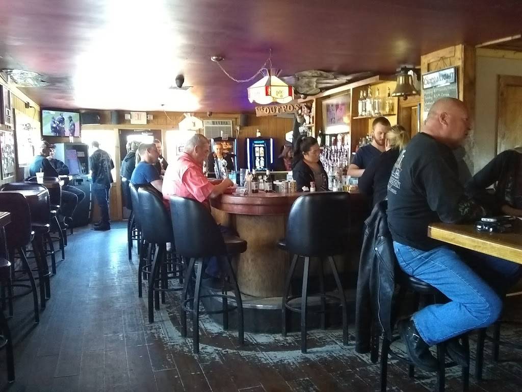 Outpost Tavern | restaurant | 40W825 Oak St, Pingree Grove, IL 60140, USA | 8474645275 OR +1 847-464-5275