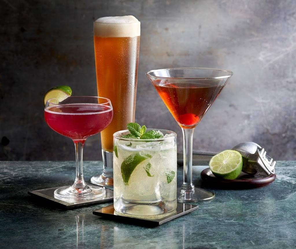 Mortons The Steakhouse | restaurant | 1641 W Sunflower Ave, Santa Ana, CA 92704, USA | 7144444834 OR +1 714-444-4834