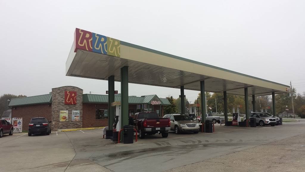 Rickers | restaurant | 1700 Main St, Lapel, IN 46051, USA | 7655344233 OR +1 765-534-4233