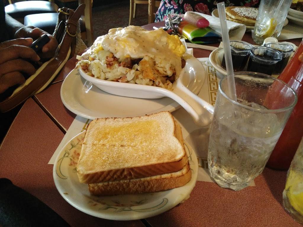 Teds Family Restaurant | restaurant | 580 Burnham Ave, Calumet City, IL 60409, USA | 7088621230 OR +1 708-862-1230