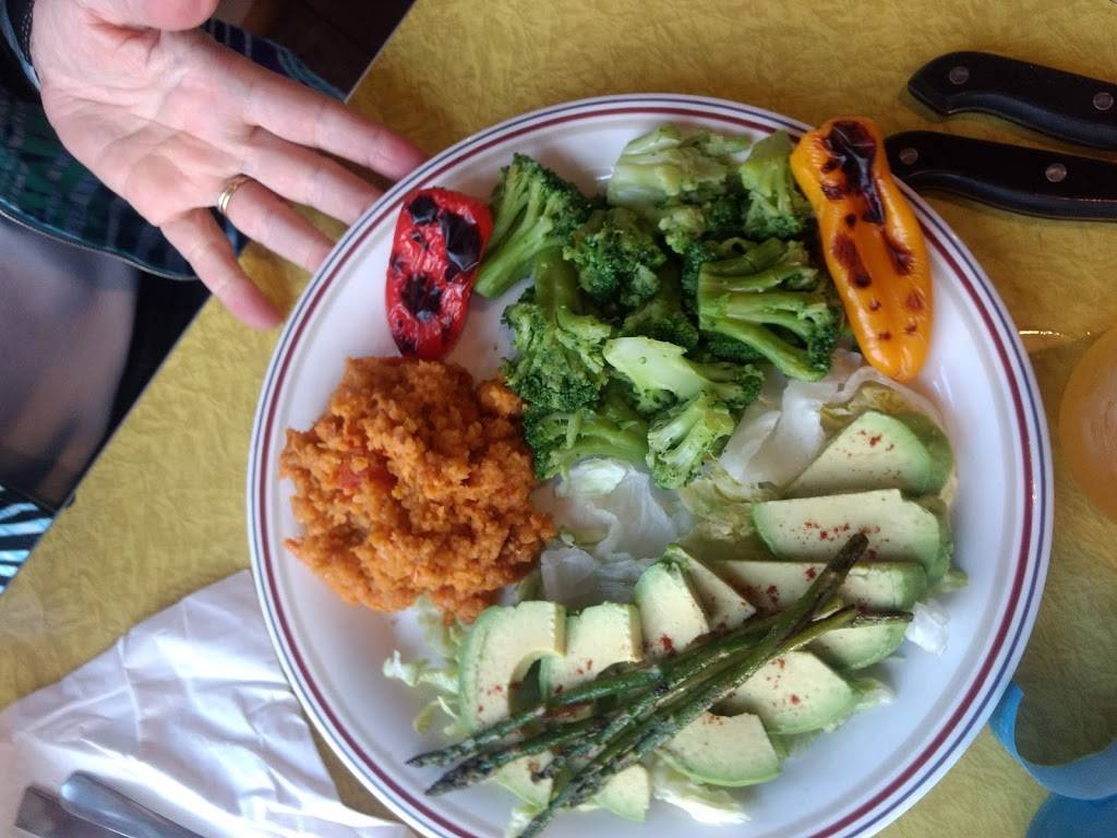 Venango General Store | restaurant | 21747 Cussewago St, Venango, PA 16440, USA | 8144225323 OR +1 814-422-5323