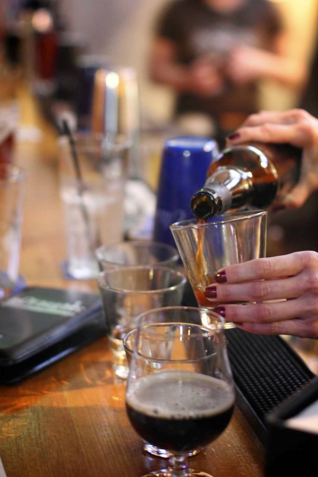 Draughts Restaurant and Bar | meal delivery | 398 N Moorpark Rd, Thousand Oaks, CA 91360, USA | 8057777883 OR +1 805-777-7883