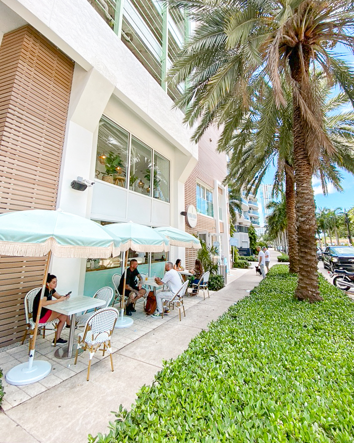 Pura Vida Edgewater | cafe | 1756 N Bayshore Dr, Miami, FL 33132, USA | 3055354142 OR +1 305-535-4142