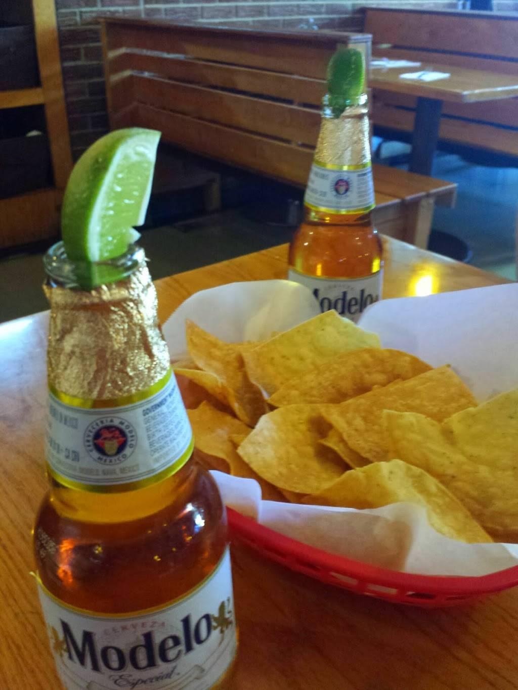 Patzcuaros Mexican Restaurant | restaurant | 2616 W 32nd Ave, Denver, CO 80211, USA | 3034554389 OR +1 303-455-4389