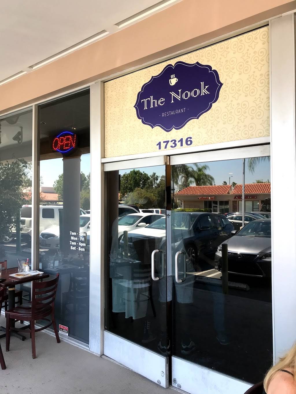 The Nook | restaurant | 17316 Ventura Blvd, Encino, CA 91316, USA | 8183851271 OR +1 818-385-1271