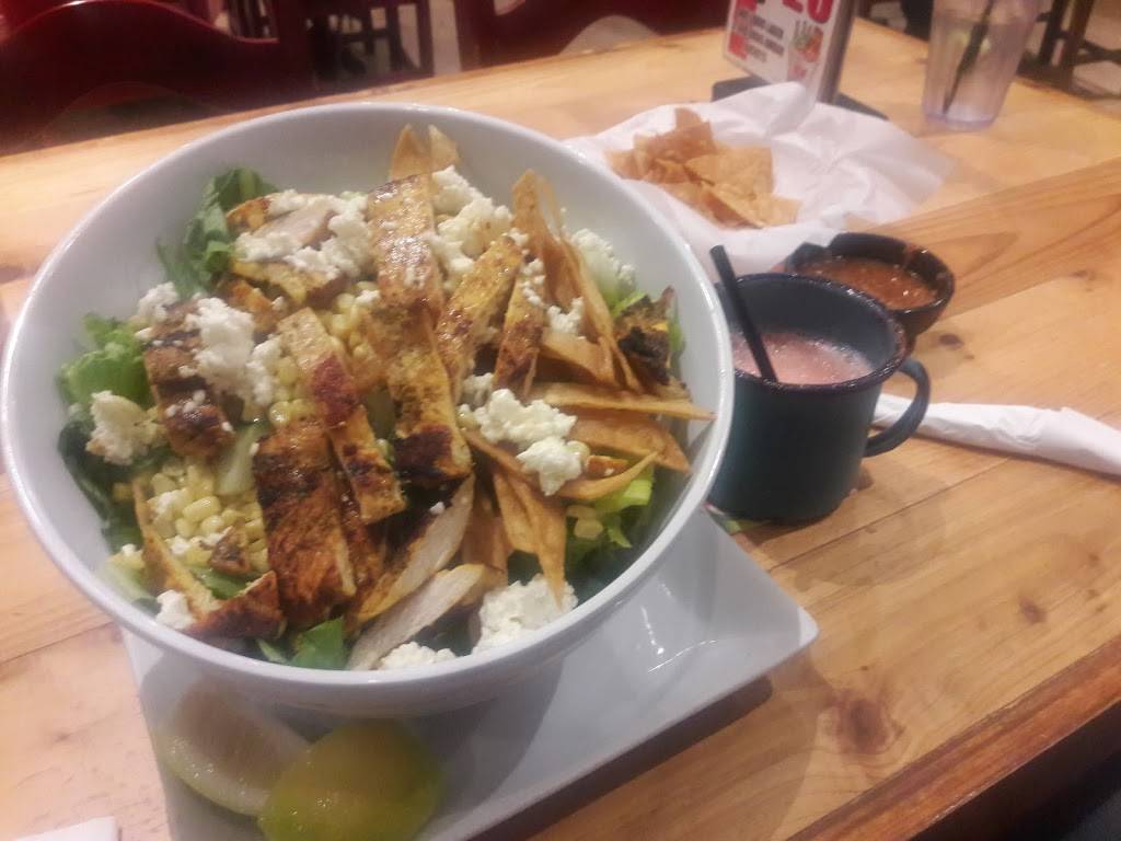 La Pescadora | restaurant | 7039 Greenleaf Ave, Whittier, CA 90602, USA | 5626984144 OR +1 562-698-4144