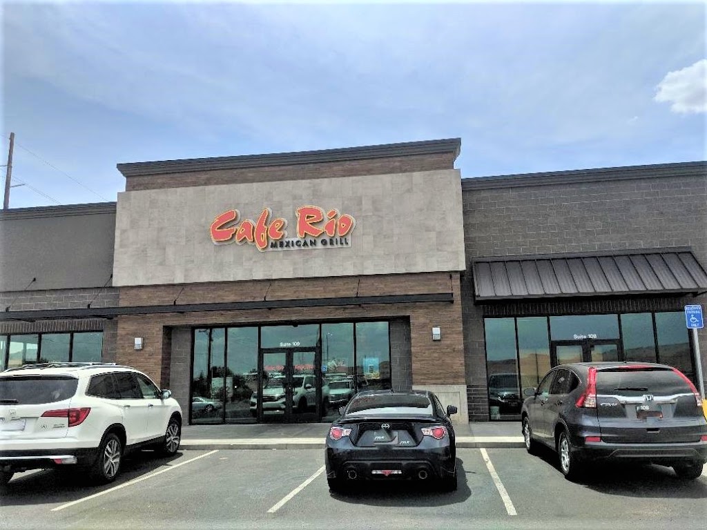 Cafe Rio Mexican Grill | restaurant | 3540 Pioneer Pkwy, Santa Clara, UT 84765, USA | 4356282440 OR +1 435-628-2440