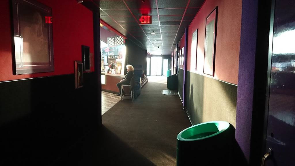 Cinemark Movies 9 | meal takeaway | Mall, 9539 700 E #2, Sandy, UT 84070, USA | 8015710968 OR +1 801-571-0968