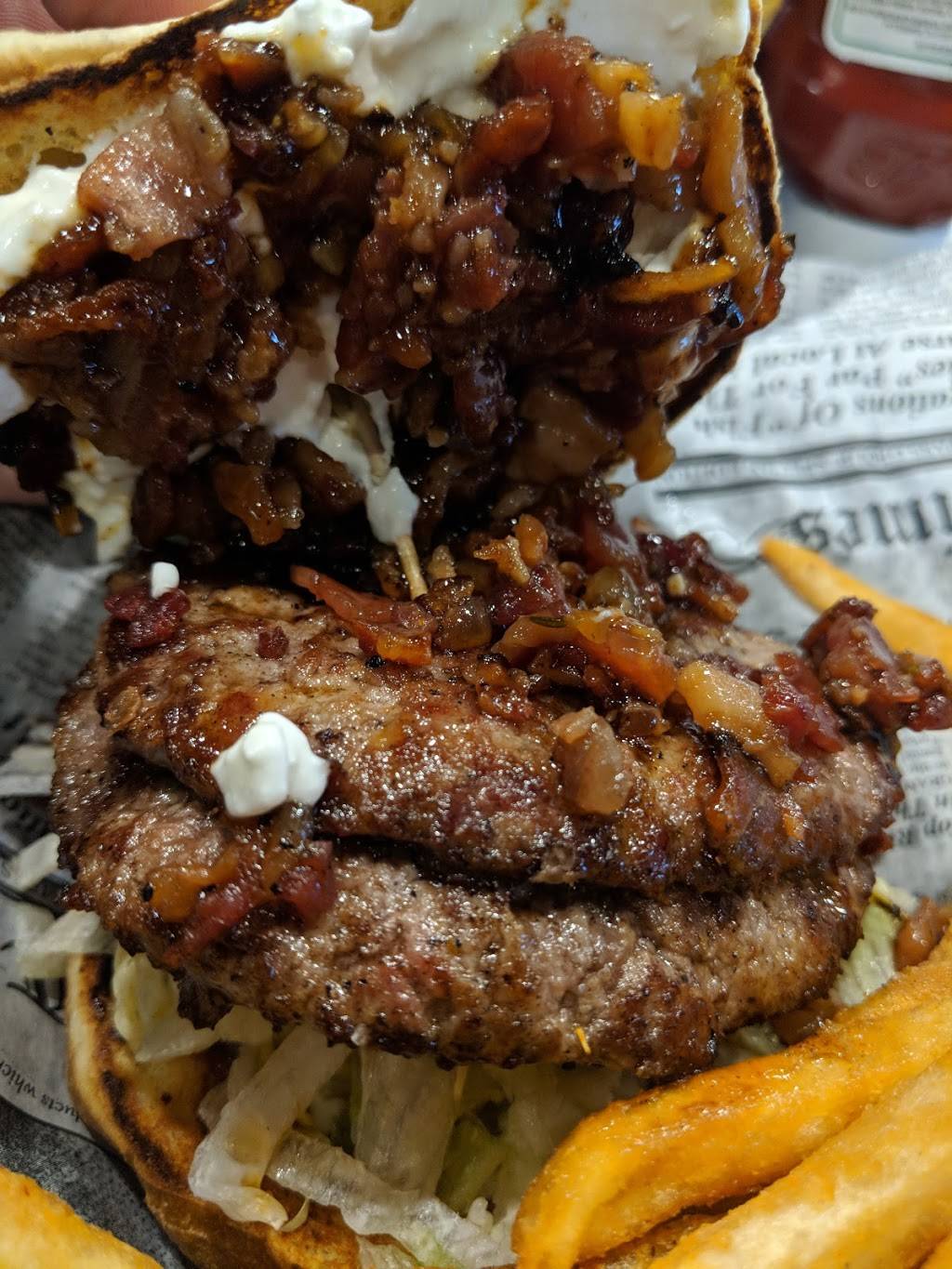 The Old Goat Tavern | restaurant | 2731 W Michigan Ave, Kalamazoo, MI 49006, USA | 2693826000 OR +1 269-382-6000