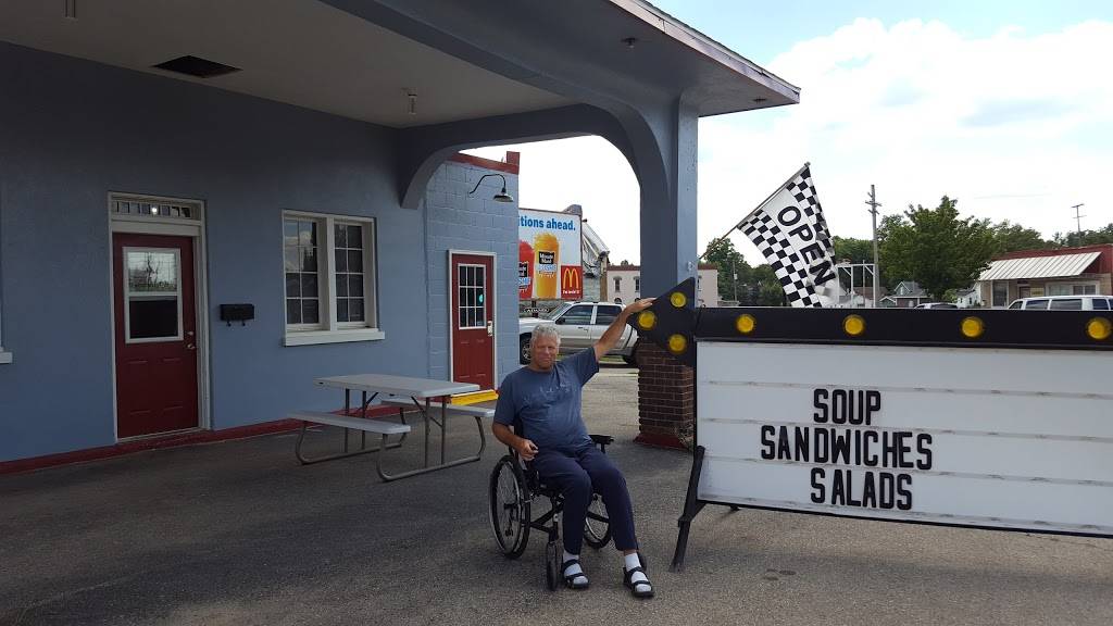 Station Deli | restaurant | 1142 4th Ave, Lake Odessa, MI 48849, USA | 6163743176 OR +1 616-374-3176