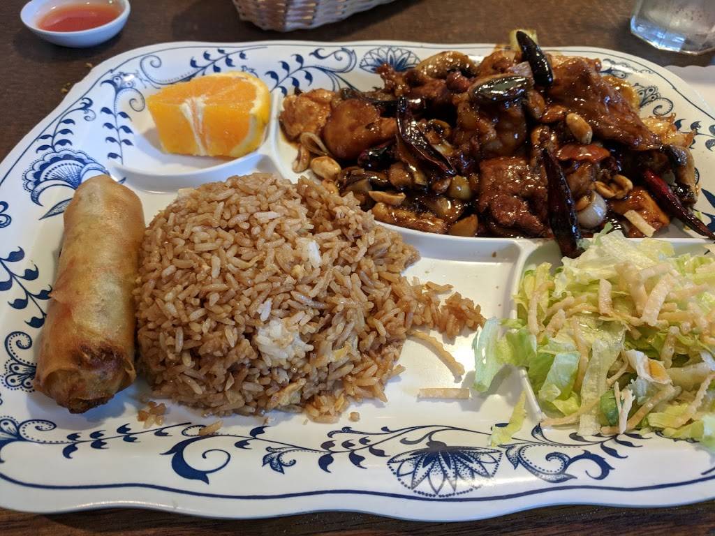 Grand Panda | restaurant | 23802 Lyons Ave, Newhall, CA 91321, USA | 6612531898 OR +1 661-253-1898