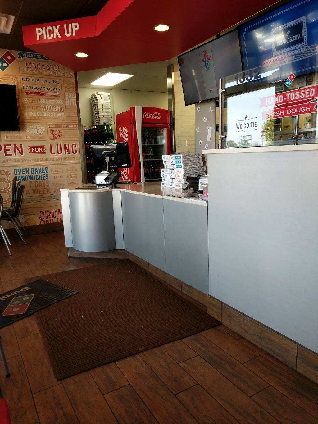 Dominos Pizza | meal delivery | 1332 Main St, Ramona, CA 92065, USA | 7607886644 OR +1 760-788-6644