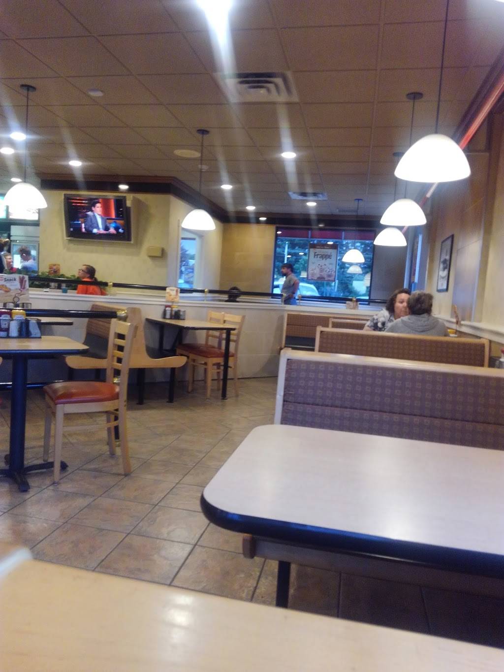 Dairy Queen Grill & Chill | restaurant | 504 S N Main St, Wellington, OH 44090, USA | 4406474741 OR +1 440-647-4741