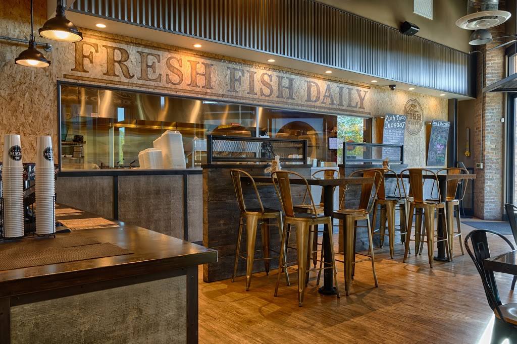 California Fish Grill | restaurant | 24201 Valencia Blvd, Valencia, CA 91355, USA | 6612911518 OR +1 661-291-1518