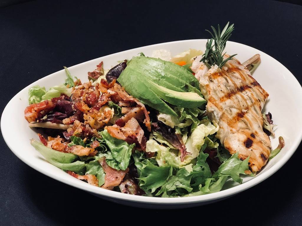 Range Restaurant + Cocktail Bar | restaurant | 11865 Hickman Rd, Urbandale, IA 50323, USA | 5152527500 OR +1 515-252-7500