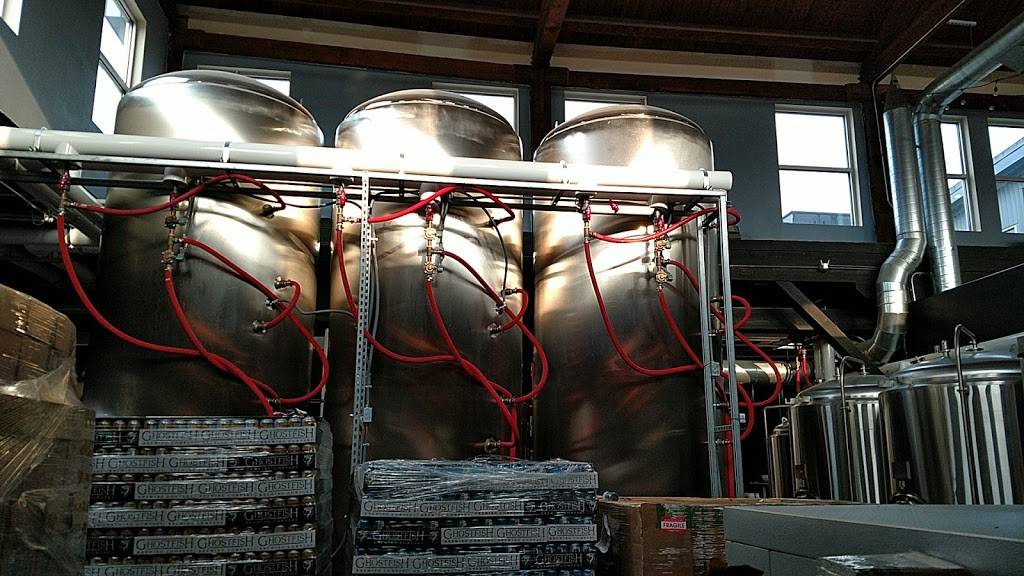 Ghostfish Brewing Company | restaurant | 2942 1st Ave S, Seattle, WA 98134, USA | 2063973898 OR +1 206-397-3898