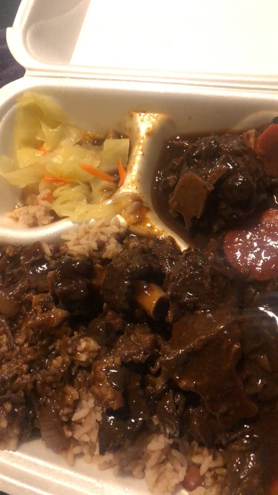 Leons Caribbean Food | restaurant | 823 E Warrington Ave, Pittsburgh, PA 15210, USA | 4124315366 OR +1 412-431-5366