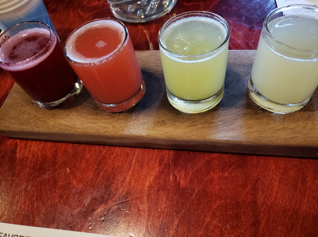 The Eastburn | restaurant | 1800 E Burnside St, Portland, OR 97214, USA | 5032362876 OR +1 503-236-2876