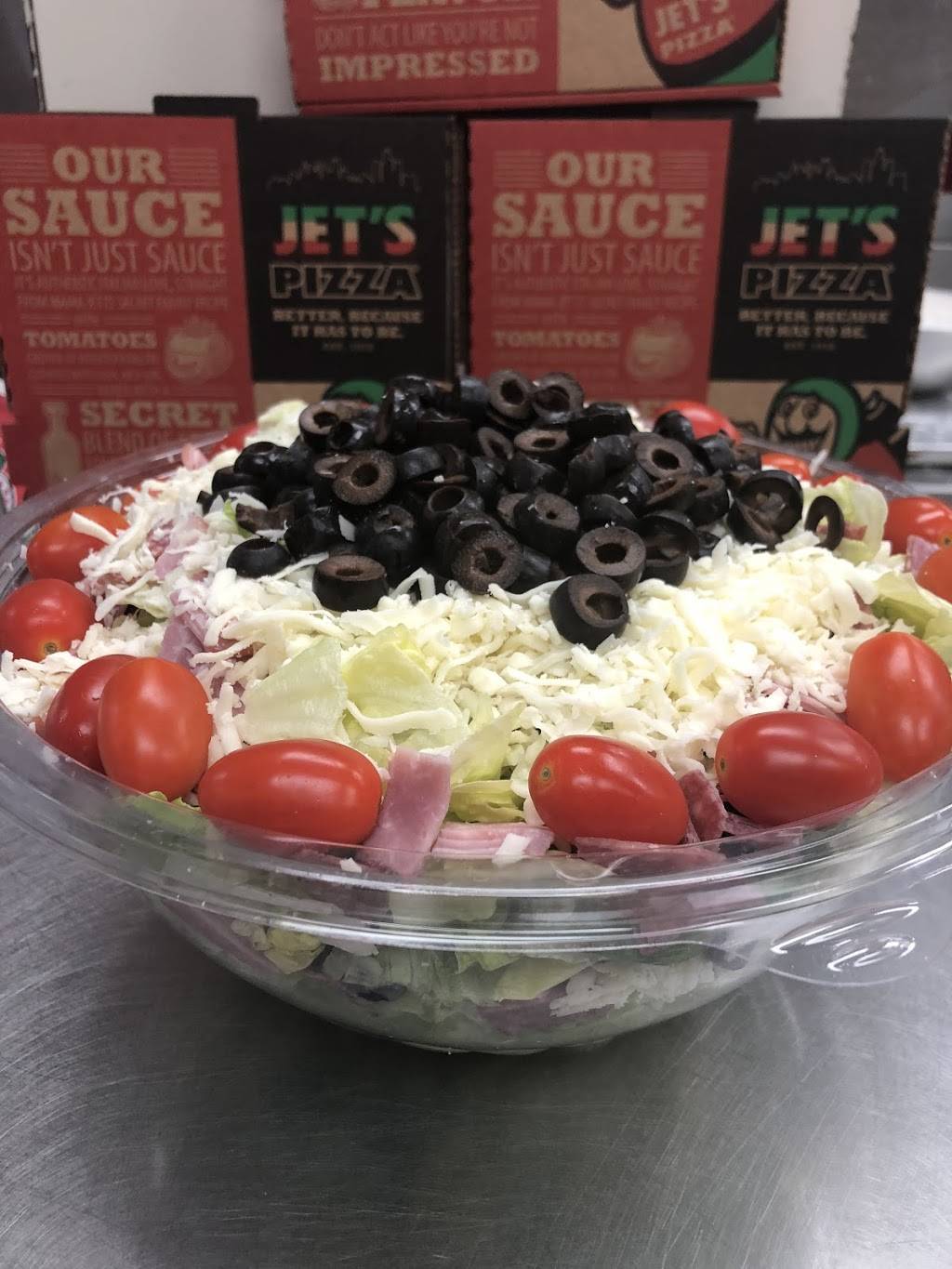 Jets Pizza | meal delivery | 159 Chartier Rd, Marine City, MI 48039, USA | 8106434050 OR +1 810-643-4050