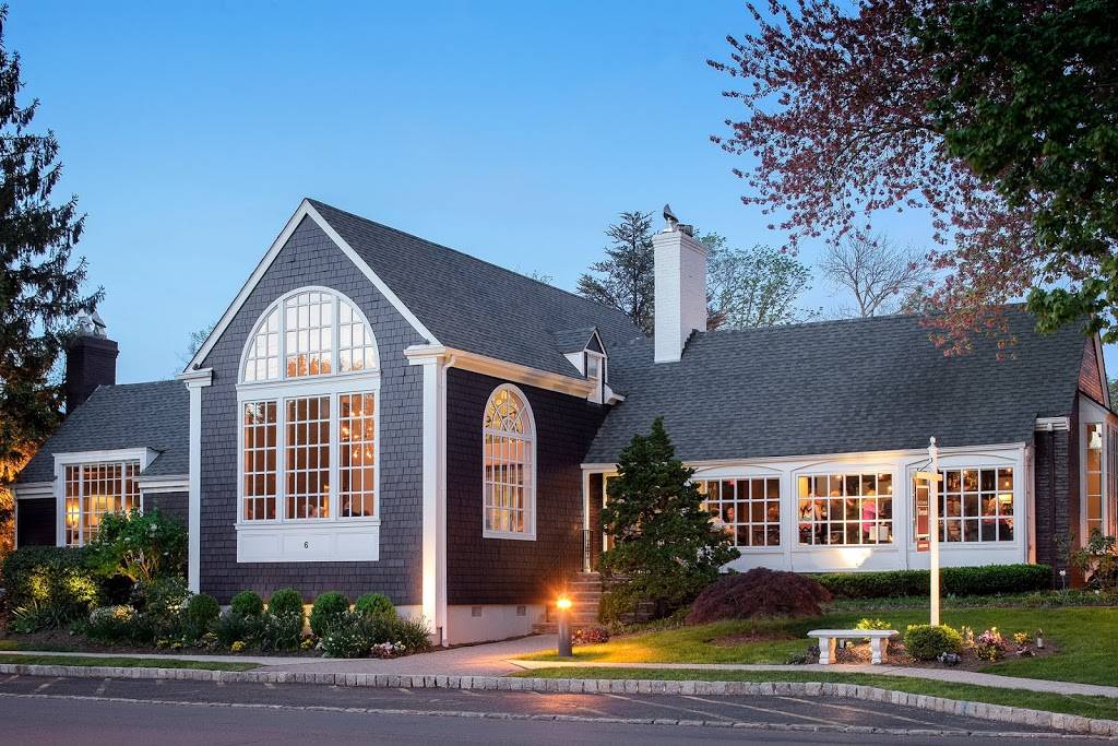 Restaurant Serenade | restaurant | 6 Roosevelt Ave, Chatham, NJ 07928, USA | 9737010303 OR +1 973-701-0303