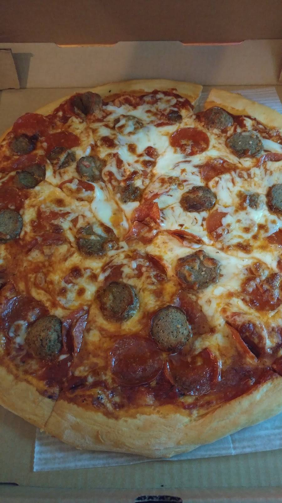 Nick & Stellas | night club | 15271 McGregor Blvd # 14, Fort Myers, FL 33908, USA | 2394669493 OR +1 239-466-9493