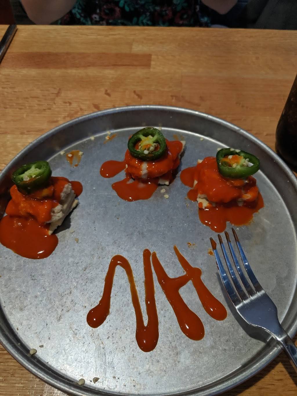 Vailhouse oyster bar and grill | restaurant | 301 N Spence Ave, Goldsboro, NC 27534, USA | 9199476138 OR +1 919-947-6138