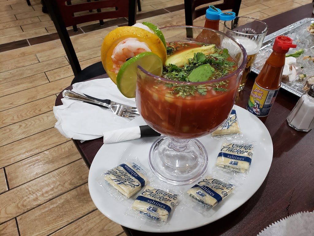 Los portales bar & grill | restaurant | 5816 Blaine Ave E, Inver Grove Heights, MN 55076, USA | 6512003349 OR +1 651-200-3349