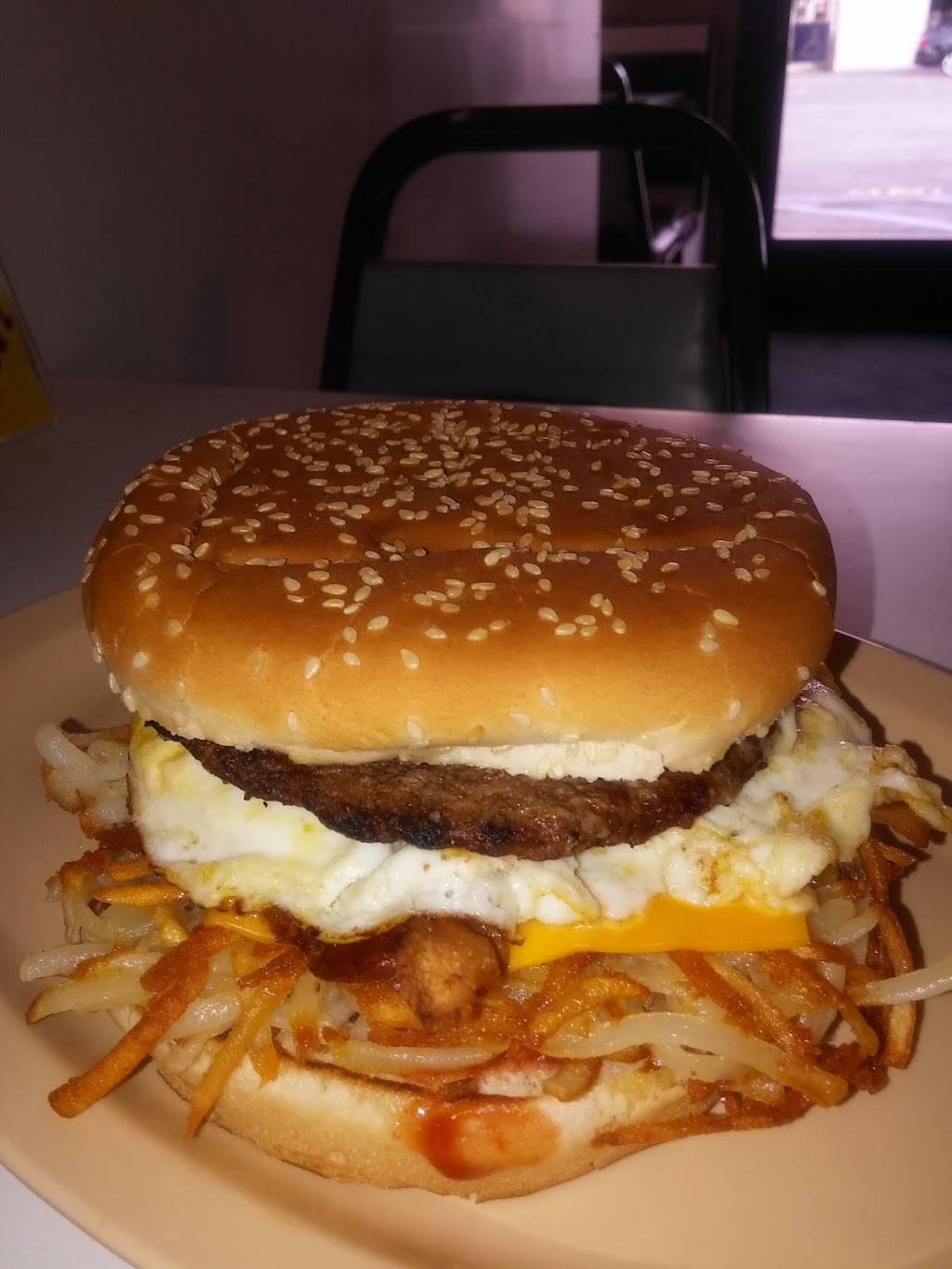 Toms Burger | restaurant | 6484 Florence Ave, Bell Gardens, CA 90201, USA | 5629273984 OR +1 562-927-3984