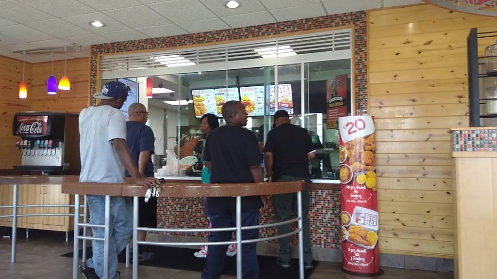 Popeyes Louisiana Kitchen | restaurant | 14300 Livernois, Detroit, MI 48238, USA | 3138522573 OR +1 313-852-2573