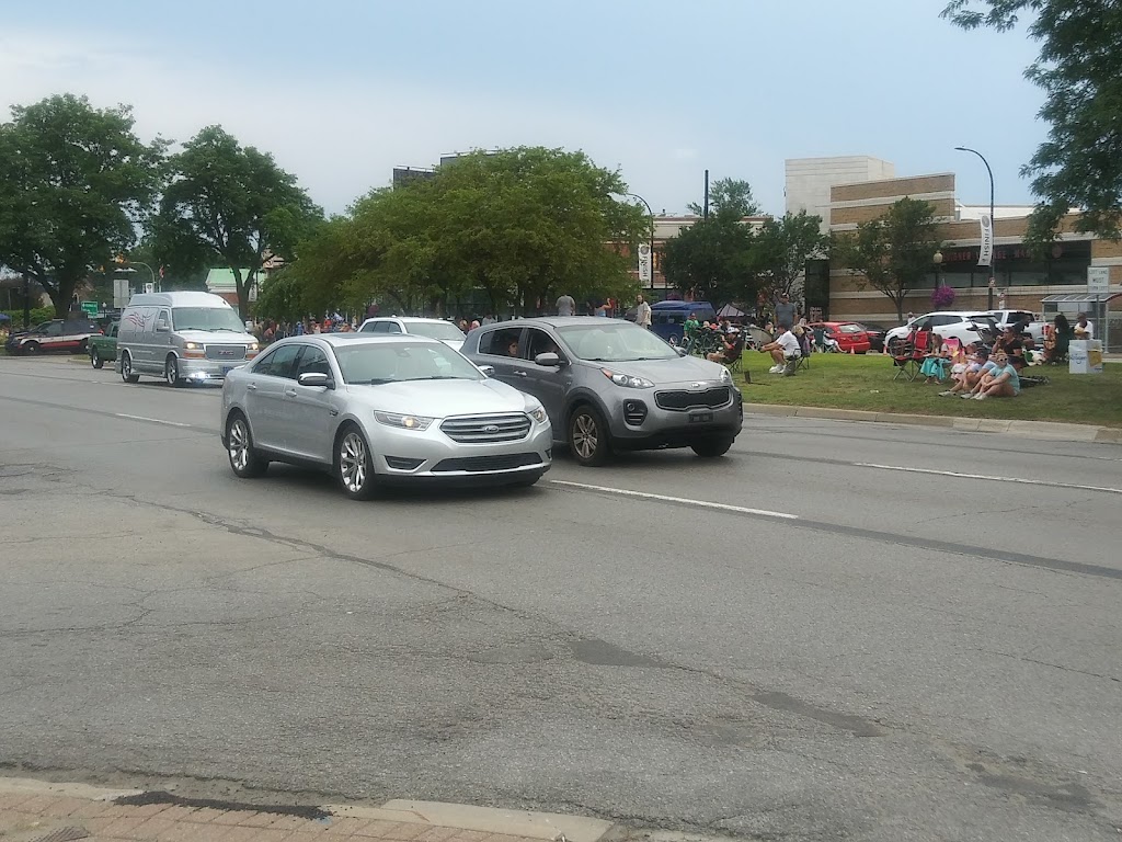 Ferndale Elks Lodge #1588 | night club | 22856 Woodward Ave, Ferndale, MI 48220, USA | 2485422626 OR +1 248-542-2626