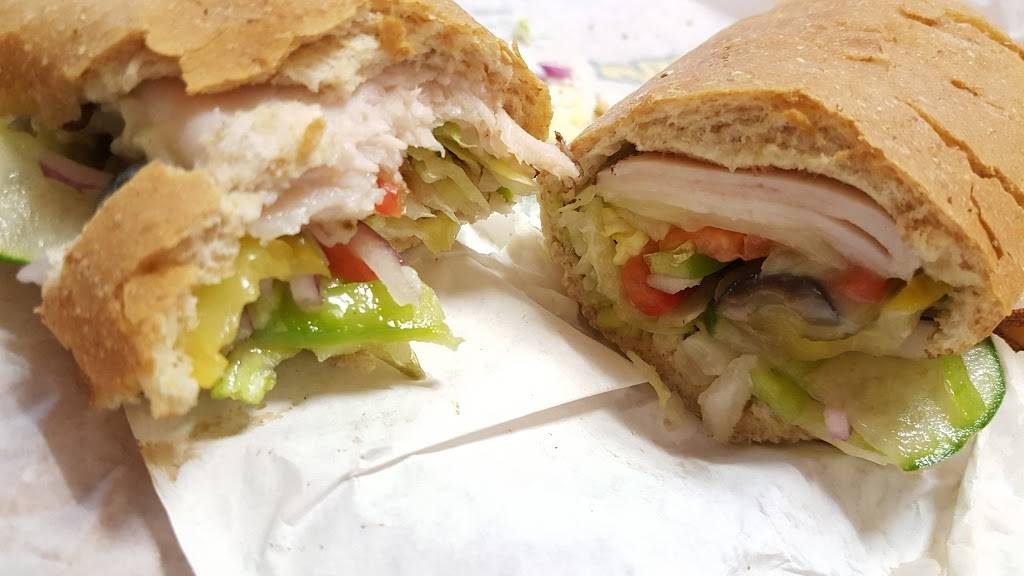Subway | restaurant | Calpers Building, 400 P St Suite 1205, Sacramento, CA 95814, USA | 9167063817 OR +1 916-706-3817