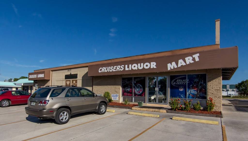 Cruisers Lounge | night club | 1517 SE 47th Terrace, Cape Coral, FL 33904, USA | 2396738002 OR +1 239-673-8002