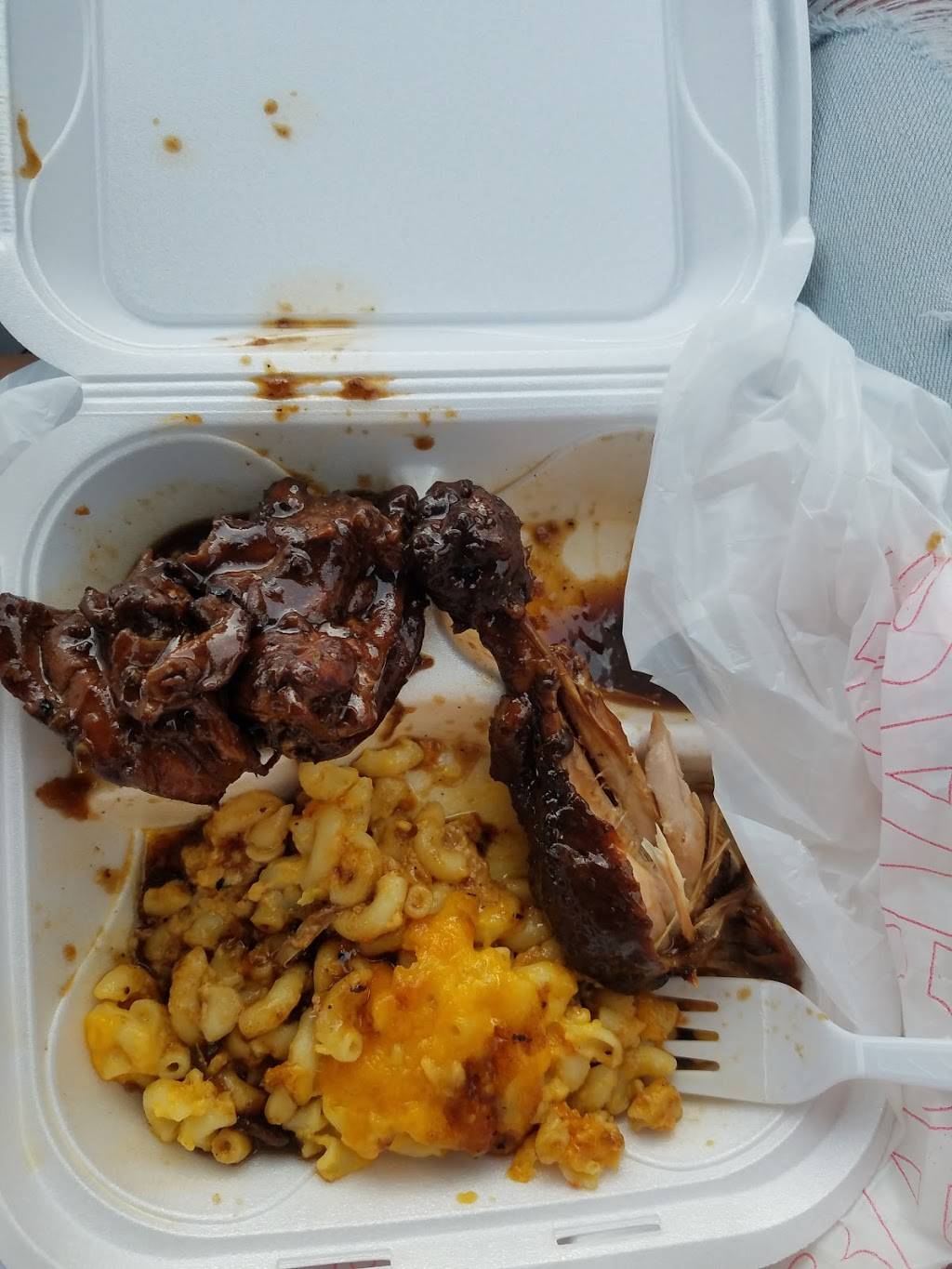 Aunty Vannie Fish Pot | restaurant | 6067 Covington Hwy, Decatur, GA 30035, USA | 7709876888 OR +1 770-987-6888