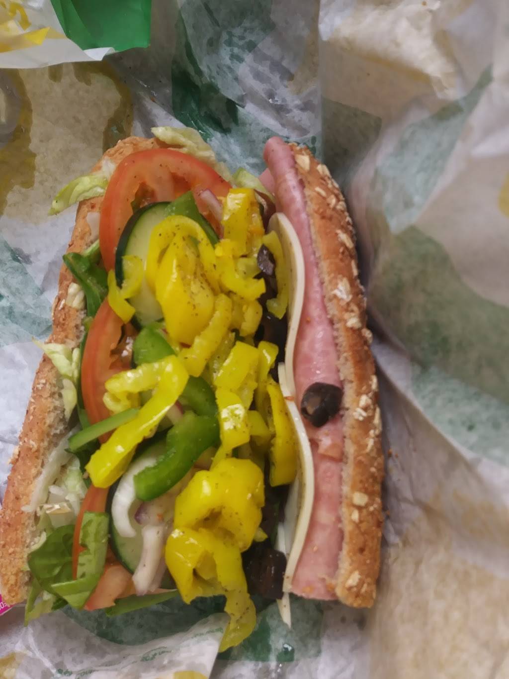 Subway Restaurants | restaurant | 19800 Hawthorne Blvd #216 Torrance Promenade S/C, Torrance, CA 90503, USA | 3102146744 OR +1 310-214-6744