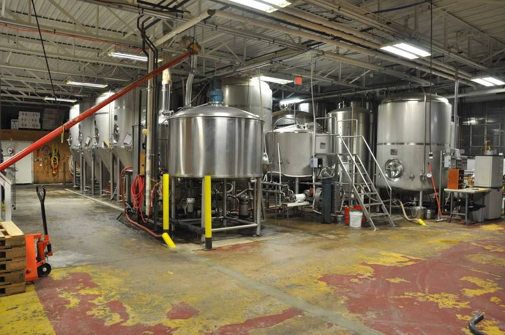 Thomas Hooker Brewery | restaurant | 16 Tobey Rd, Bloomfield, CT 06002, USA | 8602423111 OR +1 860-242-3111