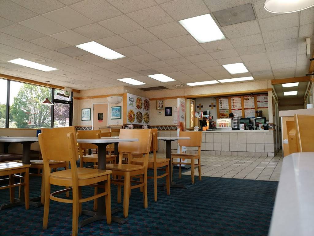 Wendys | restaurant | 1313 S Wolfe Rd, Sunnyvale, CA 94087, USA | 4087393123 OR +1 408-739-3123