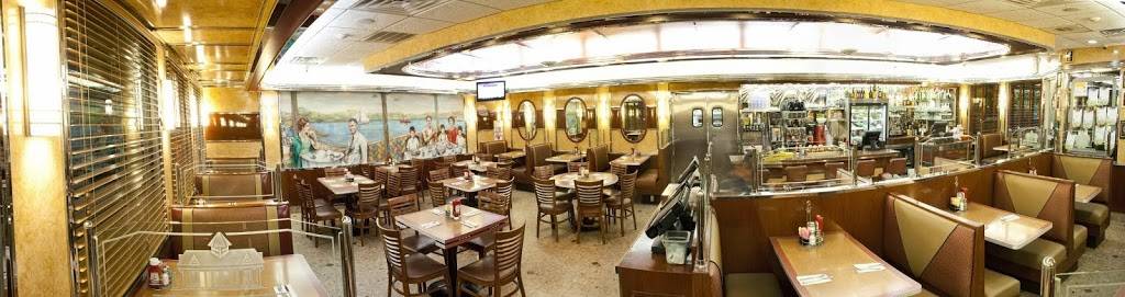 Tenafly Classic Diner | restaurant | 16 W Railroad Ave, Tenafly, NJ 07670, USA | 2015675522 OR +1 201-567-5522