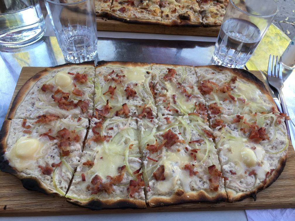 Flammkoeur | restaurant | 305 Rue Fleury O, Montréal, QC H3L 1V4, Canada | 5149035427 OR +1 514-903-5427