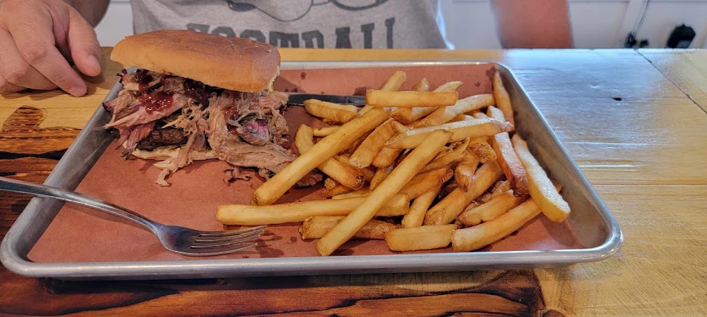 Richey’s Roadhouse | restaurant | 7649 Edgemont Rd, Higden, AR 72067, USA | 5014029198 OR +1 501-402-9198