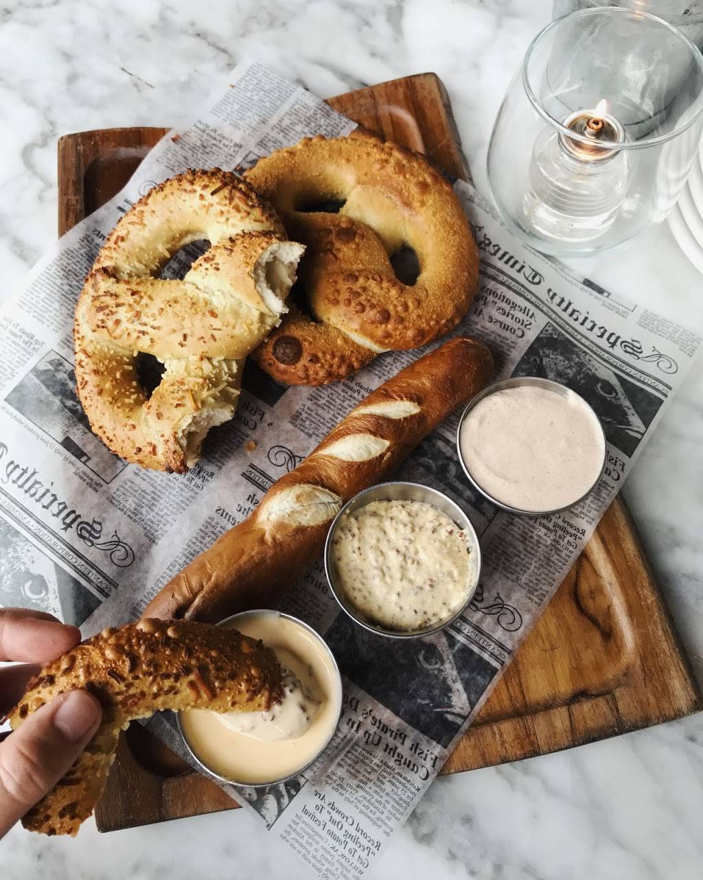 Short North Pint House | restaurant | 780 N High St, Columbus, OH 43201, USA | 6144293986 OR +1 614-429-3986