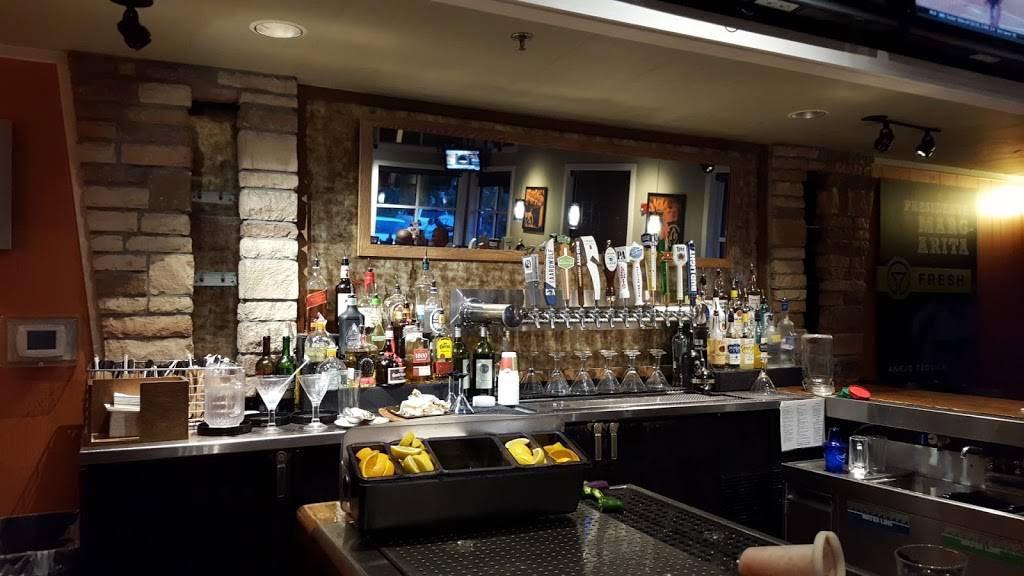 Chilis Grill & Bar | meal takeaway | 463725 FL-200, Yulee, FL 32097, USA | 9042258666 OR +1 904-225-8666