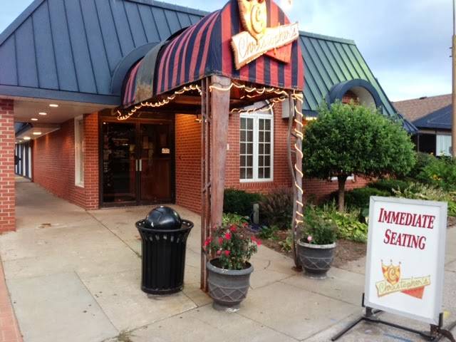 Christophers | restaurant | 2816 Beaver Ave, Des Moines, IA 50310, USA | 5152743694 OR +1 515-274-3694