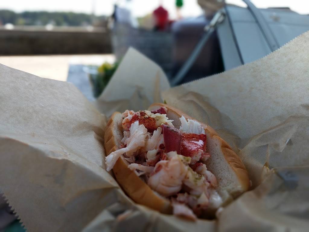 Lukes at Tenants Harbor | restaurant | 12 Commercial St, St George, ME 04860, USA | 2076043148 OR +1 207-604-3148