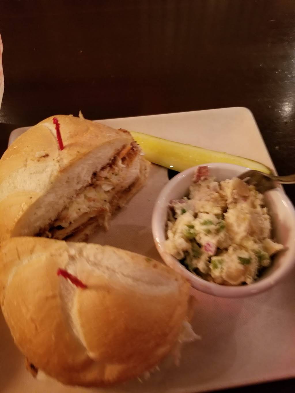 Macados | restaurant | 142 E Main St, Marion, VA 24354, USA | 2767832115 OR +1 276-783-2115