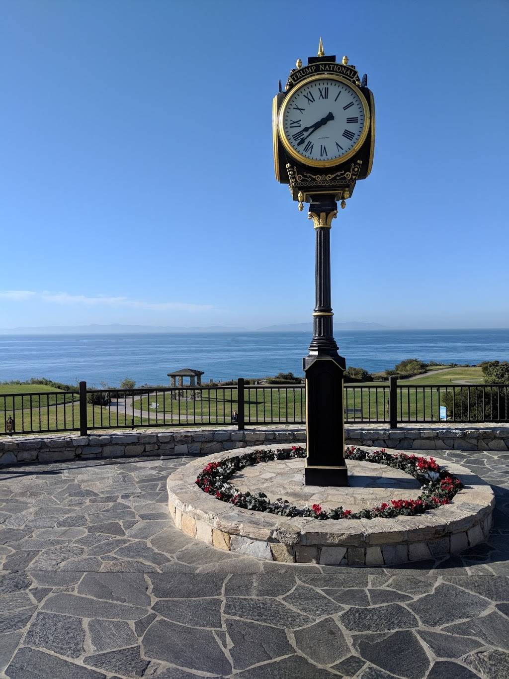 Trump National Golf Club Los Angeles | restaurant | 1 Trump National Dr, Rancho Palos Verdes, CA 90275, USA | 3102655000 OR +1 310-265-5000