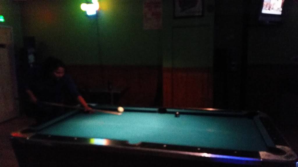 Food Hut | restaurant | 13532 Rockaway Blvd, South Ozone Park, NY 11420, USA | 7185297743 OR +1 718-529-7743